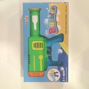 Green Bubble Machine /Bubbler Maker / 36 Hole Automatic Toy Gun NIB